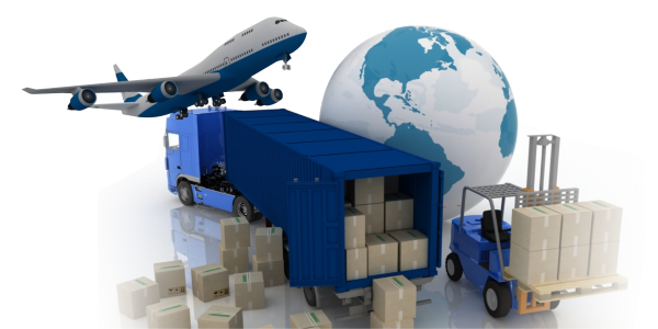 Imagem de transporte logístico: camião com caixas no interior, caixas no chão, uma empilhadora com caixas, um avião e um globo.