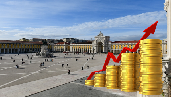 Praça do Comércio (Lisboa) com imagem sobreposta de gráfico representado com moedas e seta ascendente.