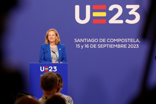 Nadia Calviño Santamaría, Primeira Vice-Presidente do Governo e Ministra da Economia e da Transformação Digital de Espanha a discursar (UE 2023 - Santiago de Compostela).